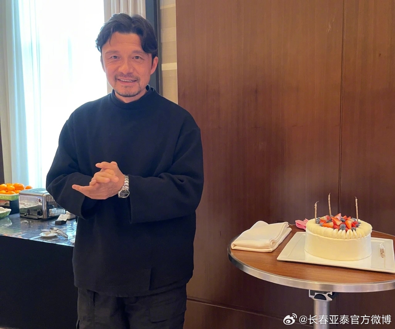  謝指導(dǎo)生日快樂(lè)！