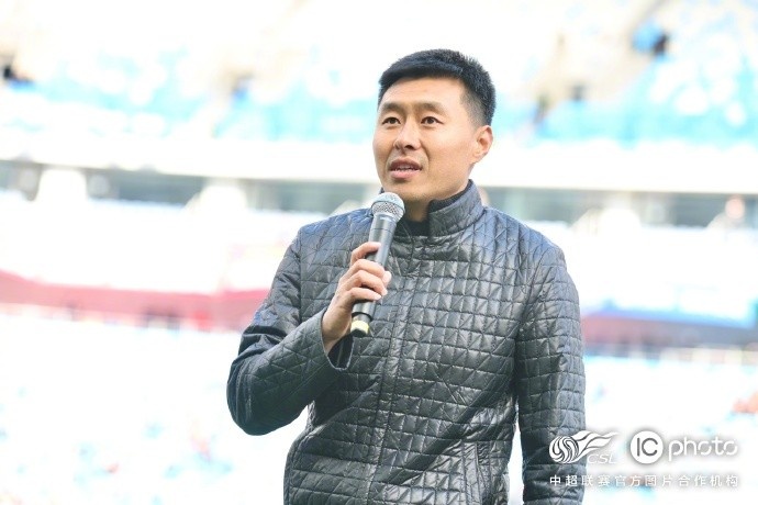  感謝姜寧和劉震理為中國足球、青島足球、青島海牛做出的貢獻(xiàn)
