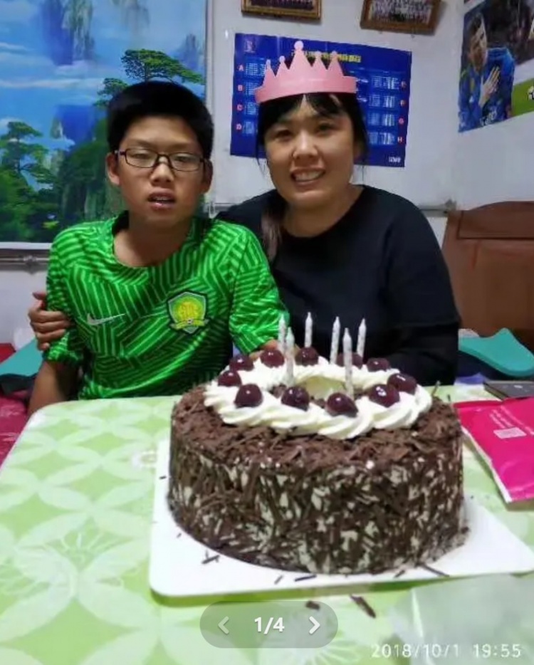  郭嘉璇母親曬照悼念兒子：璇兒生日快樂，希望天堂幸福