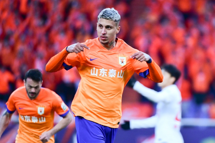  克雷桑：今天我們有理由慶祝，五外援對提升勝率會有非常大的幫助