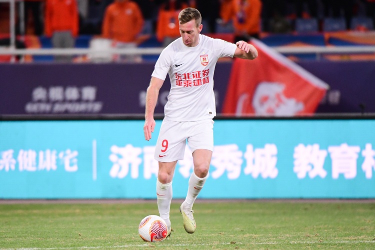 熱身賽：長春亞泰2-1青島海牛 貝里奇、奧莫伊胡安弗破門???