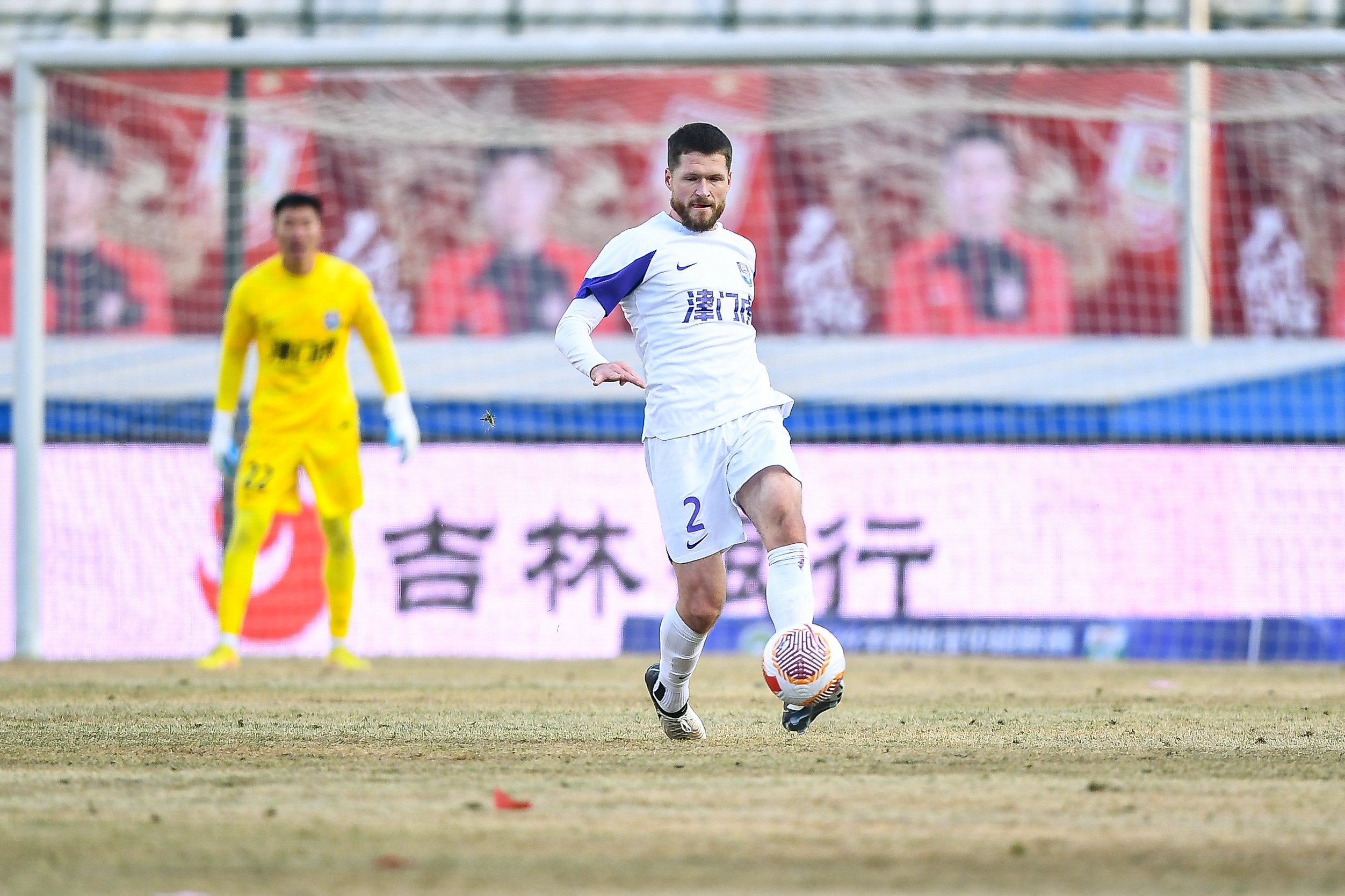  津門(mén)虎舊將亞冠對(duì)決格蘭特勝出，津媒：他離開(kāi)津門(mén)虎因存?zhèn)‰[患